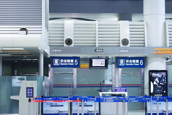华北工控可提供机场安检验证闸机系统专用工业AI整机方案 华北工控可提供机场安检验证闸机系统专用工业AI整机方案